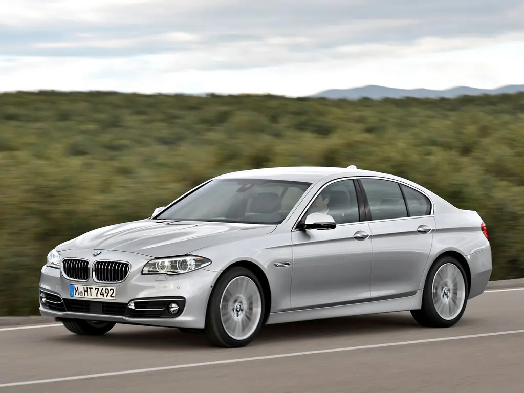 BMW 5-Series (F10) 6 поколение, рестайлинг, седан, гибрид (09.2013 - 02.2017)